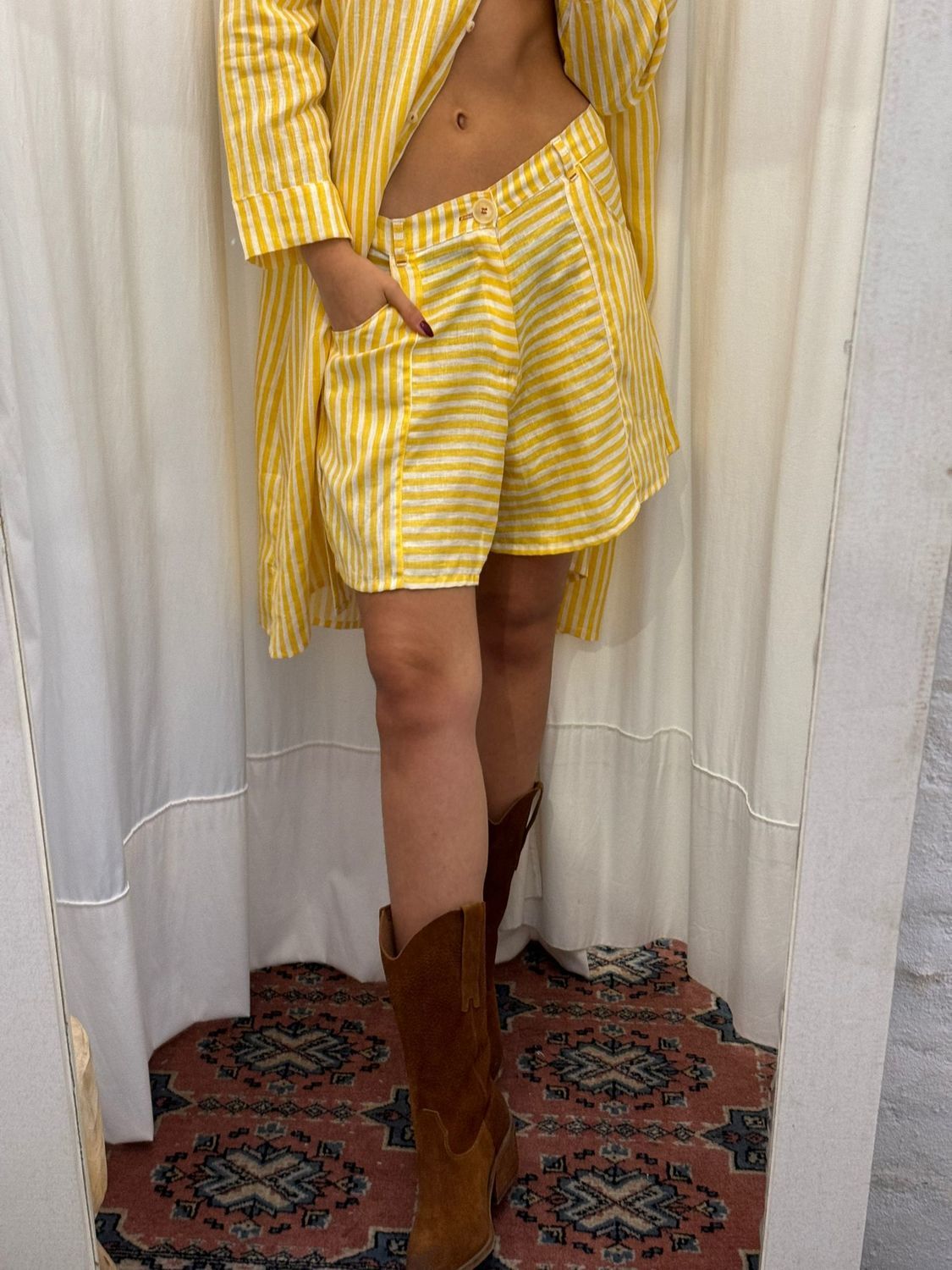 Short Roma amarillo m